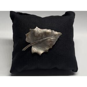 Vintage Sterling Silver 925 Leaf Brooch Artist Signed Beau
